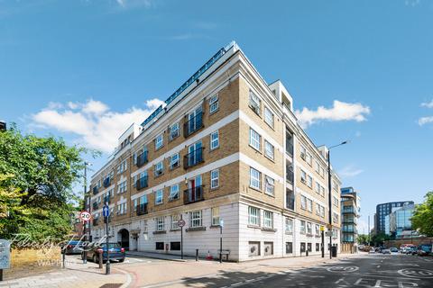 Cartwright Street, Tower Hill, London E1