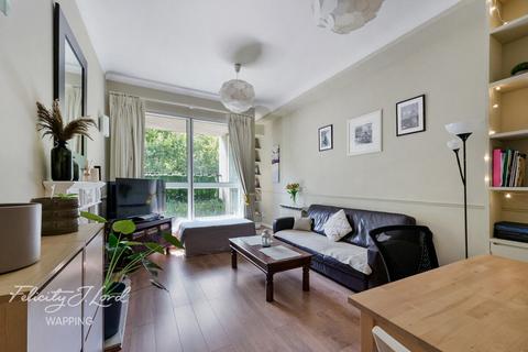 undefined, Cartwright Street, Tower Hill, London E1