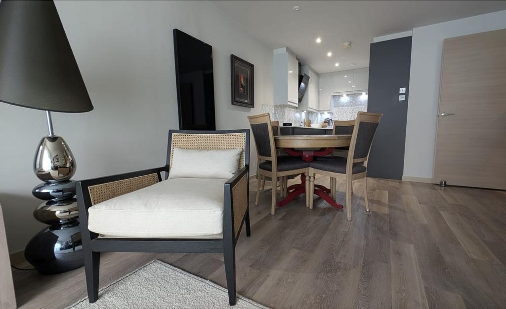 Apartment in Birmingham - View 3