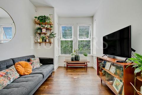2 bedroom flat for sale, Harley Road, London, NW10