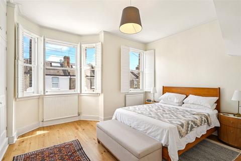 13 Alkerden Road, London, W4 2HP