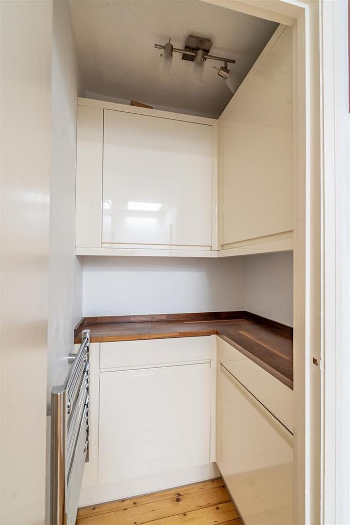 Utility cupboard