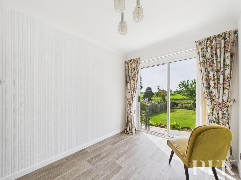 Bedroom 3/Dining