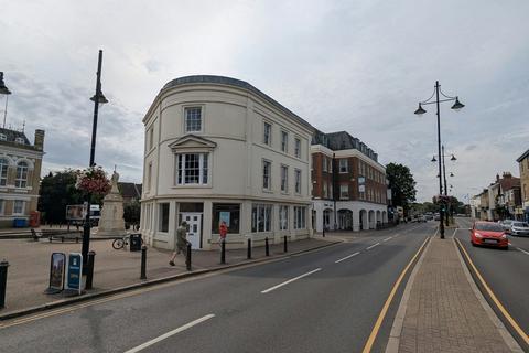 Office to rent, 2 Clarence St Staines TW18 4SP