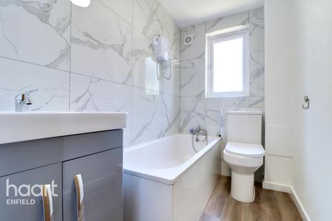 undefined, Woodfield Close, Enfield
