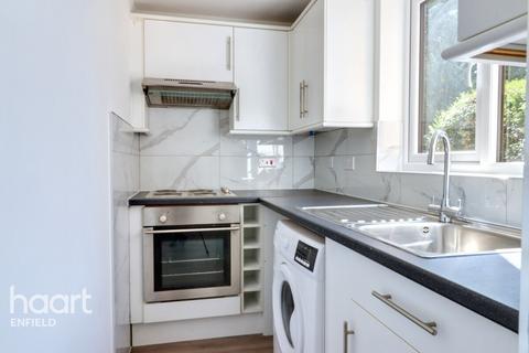 Woodfield Close, Enfield