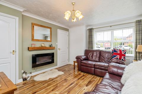 3 bedroom semi-detached house for sale, Gloucester Close, Lincoln LN4