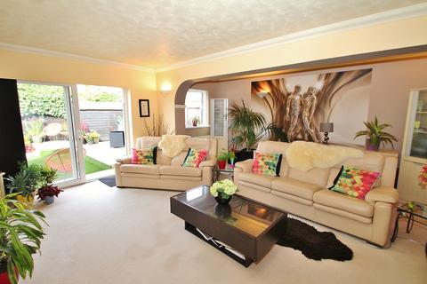 undefined, Busby Close, Stonesfield, OX29