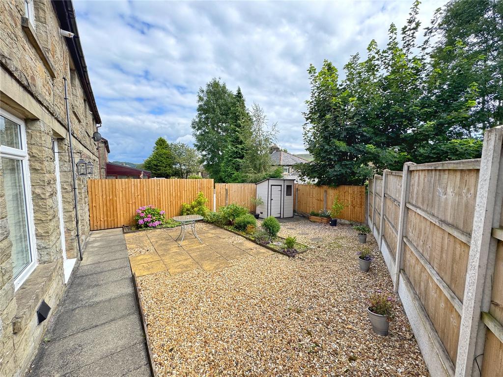 Rear Patio Garden