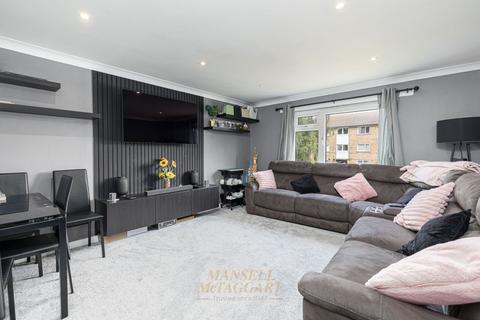 undefined, Roffey Close, Horley RH6