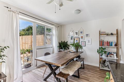 3 bedroom semi-detached house for sale, Hensley Close, Hitchin, SG4
