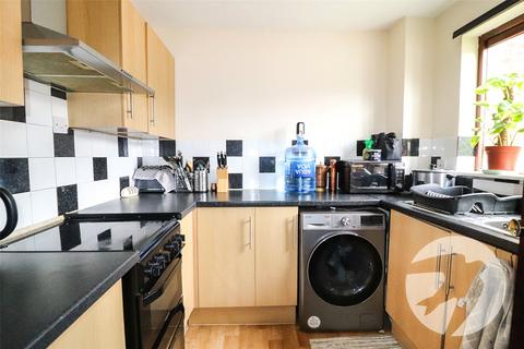 2 bedroom flat for sale, Cricketers Close, Northumberland Heath, Erith, DA8