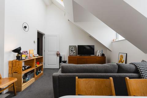 1 bedroom flat for sale, Cowper Street, Knighton Fields, LE2