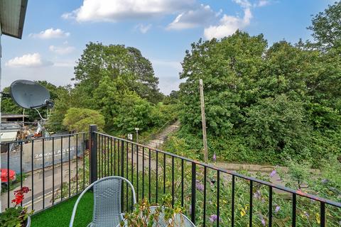 2 bedroom apartment for sale, Carswell Road, London
