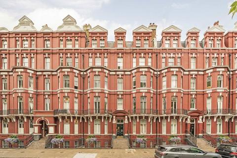 2 bedroom flat for sale, Oxford & Cambridge Mansions, London NW1