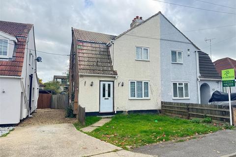 2 bedroom semi-detached house for sale, Carlton Drive, Thundersley