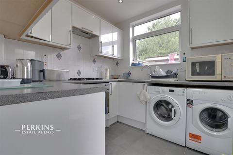 4 bedroom semi-detached house for sale, Wembley, HA0