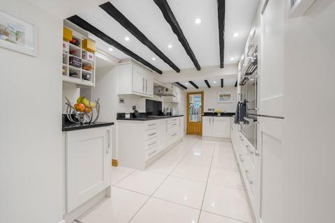 undefined, Tylagarw Terrace, Pontyclun CF72