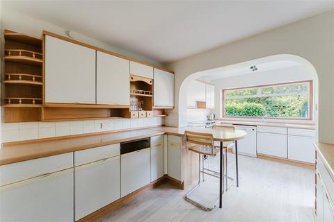 undefined, Ideally situated family home in peaceful Yatton cul de sac