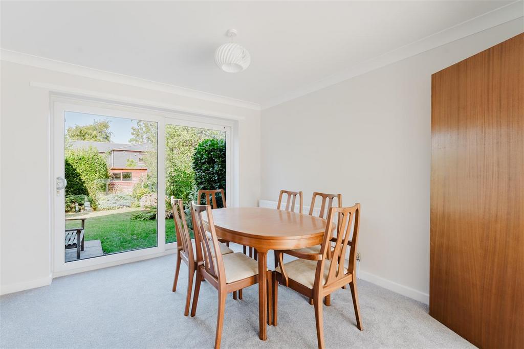 1.5 - dining room.jpg