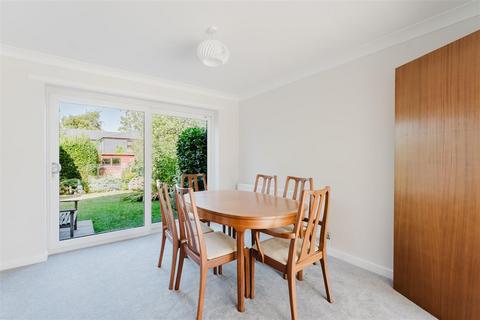 undefined, Ideally situated family home in peaceful Yatton cul de sac