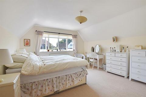5 Richmond Close, Bexhill-on-sea, TN39 3DW