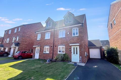 3 bedroom townhouse for sale, Scholars Rise, Middlesbrough, North Yorkshire, TS4 3RP
