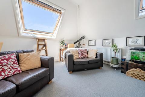 3 bedroom penthouse for sale, Bere Farm Lane, Fareham PO17