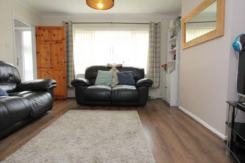 32 Field View Road, Barry, CF63 1ED