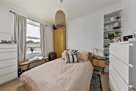 1 bedroom apartment for sale, Richmond Road, St Margarets, TW1