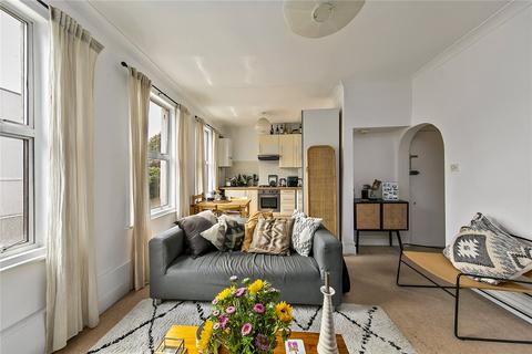 1 bedroom apartment for sale, Richmond Road, St Margarets, TW1