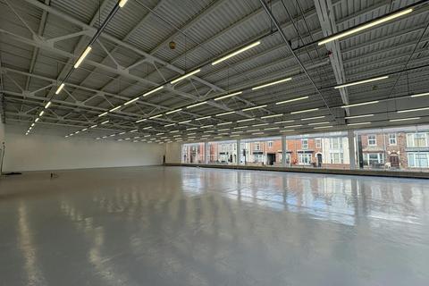 Retail property (high street) to rent, Dunford Rd Lincoln LN5 8HF