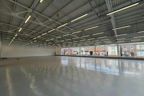 Retail property (high street) to rent, Dunford Rd Lincoln LN5 8HF