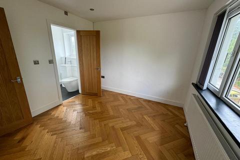 undefined, Flat 6, 2 Lon Hendre, Waunfawr, Aberystwyth