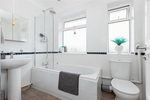 3 bedroom end of terrace house for sale, Barrington Close, Goring-By-Sea