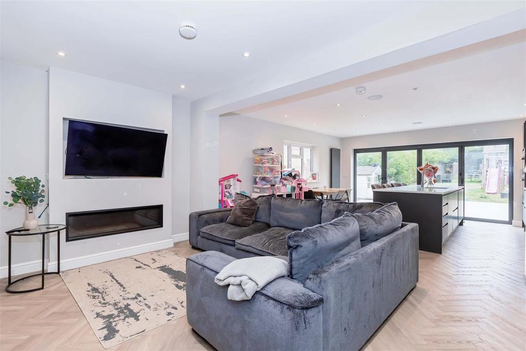 Barrington Close 7.jpg
