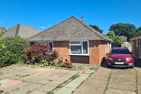 3 bedroom detached bungalow for sale, Barnsfield Crescent, Totton, Southampton, SO40 8BW