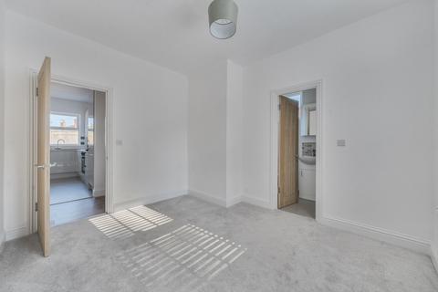 undefined, Gipsy Lane, Berkshire RG40