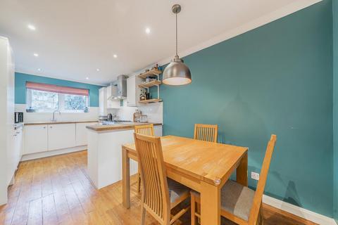 16 Lockwood Close, London, SE26 4HY