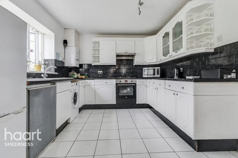 3 bedroom detached house for sale, Sea Approach, Sheerness