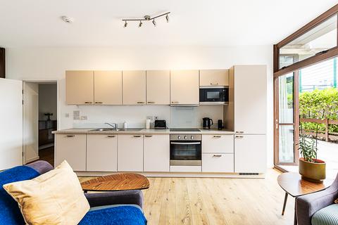 2 bedroom flat to rent,  Cabanel Place, London SE11