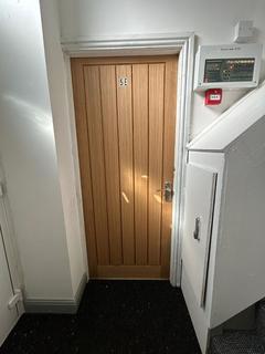 1 bedroom flat to rent, Market Street, Heckmondwike