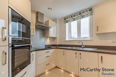 2 bedroom apartment for sale, Heathlands. Beaconsfield Road, Farnham Common, Slough