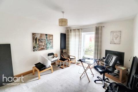 11 Thirlestane Crescent, Northampton, NN4 8HF