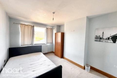 11 Thirlestane Crescent, Northampton, NN4 8HF