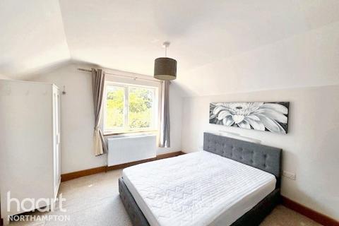 11 Thirlestane Crescent, Northampton, NN4 8HF