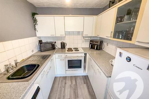 2 bedroom flat for sale, Parkview Road, London, SE9