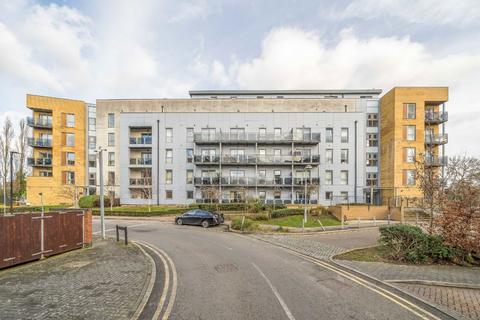 St. Georges Grove, London SW17