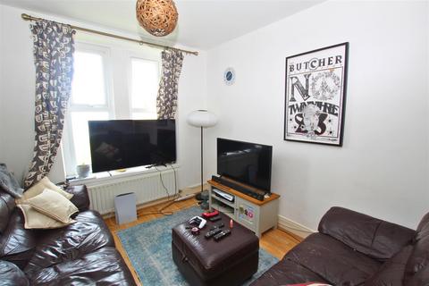 undefined, Larkstone Terrace, Devon EX34