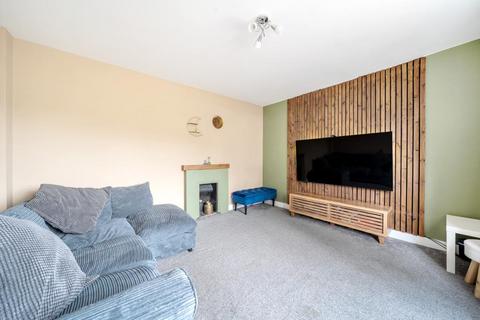 3 bedroom end of terrace house for sale, Woking,  Surrey,  GU22